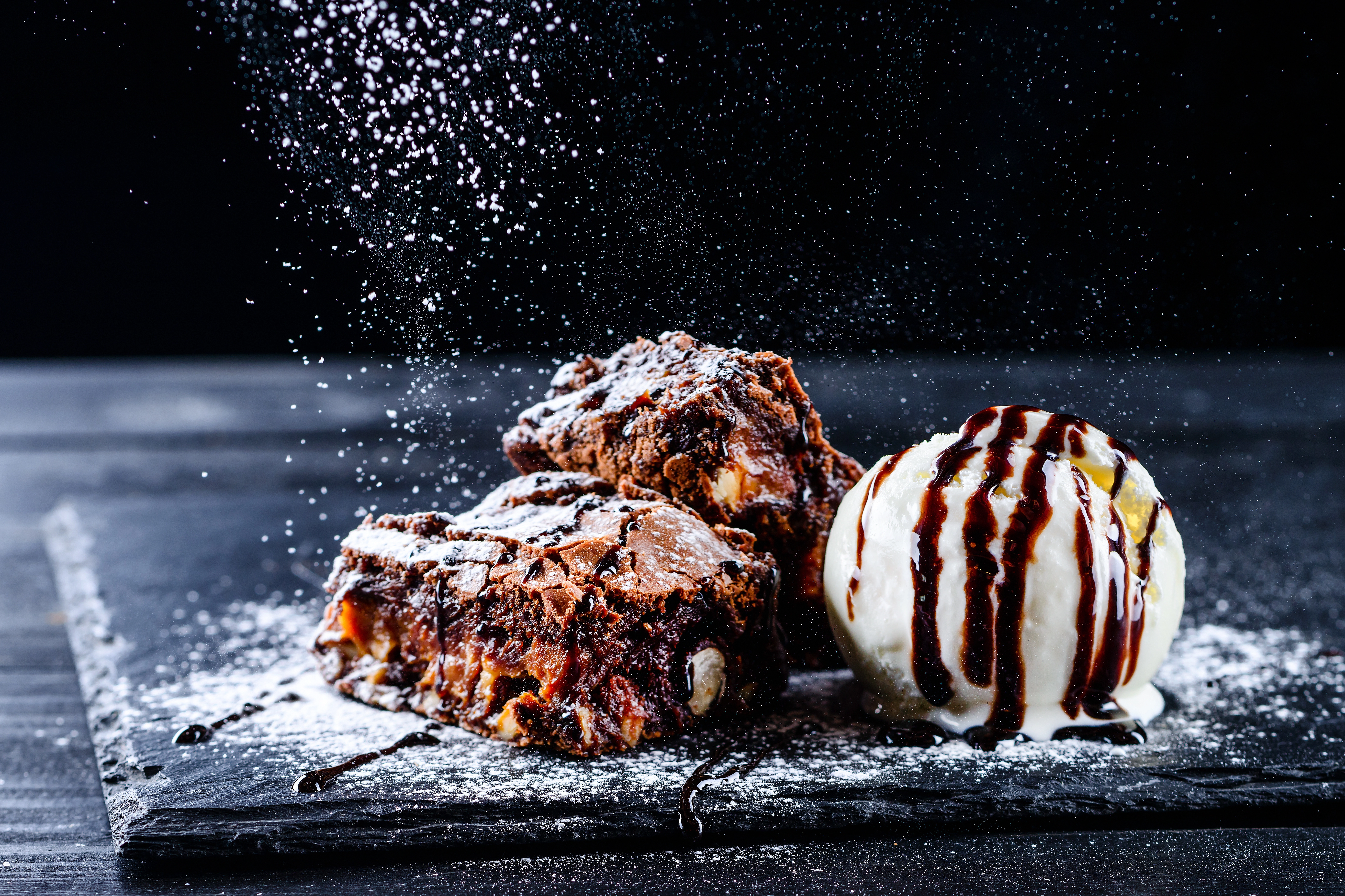 Brownies et glace vanille, dessert maison